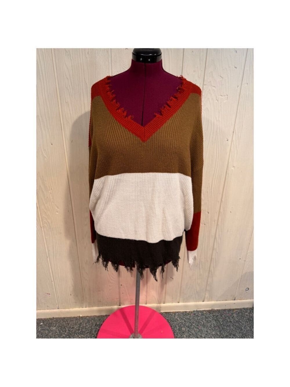 Gee Gee Brown Red V Neck Sweater Medium
